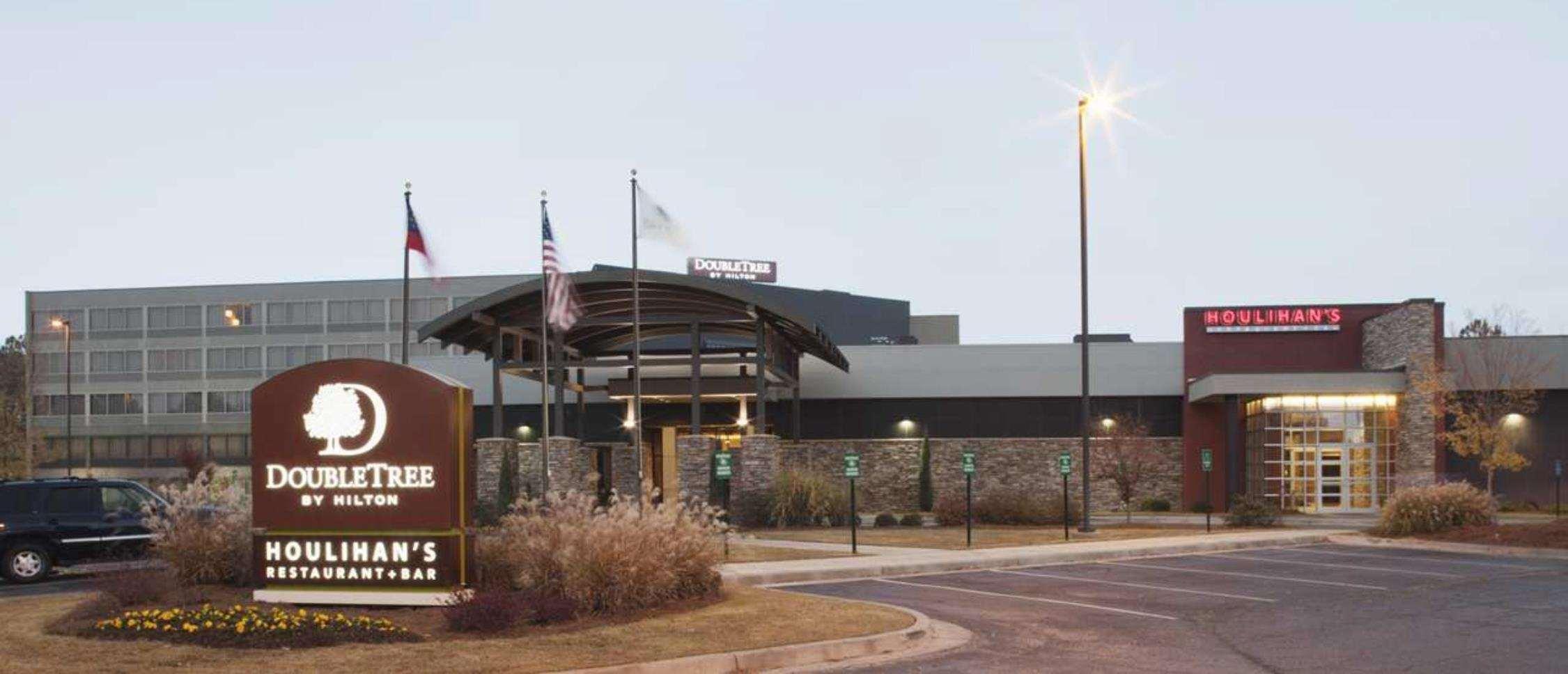 Doubletree By Hilton Columbus Hotel Exterior foto